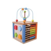 קוביית פעילות מאתגרת עם מבוך מעץ מלא