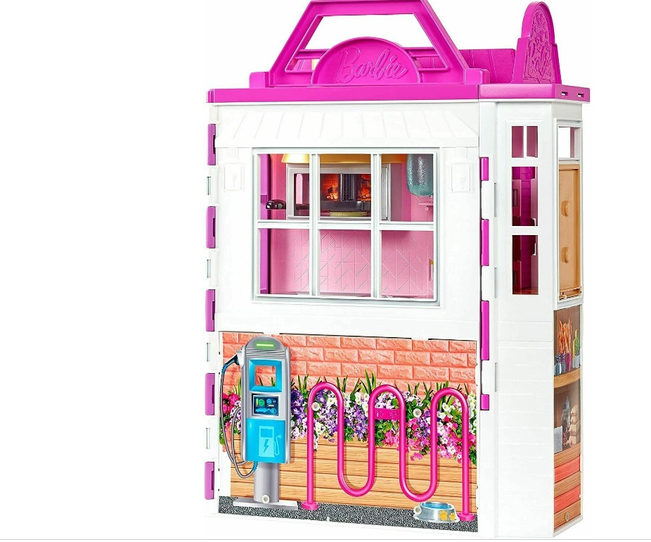 מסעדה נפתחת עם אביזרים מבית ®Barbie